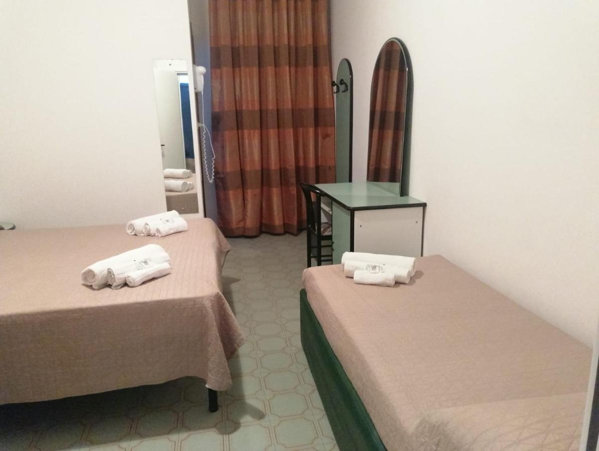 Hotel Magriv Rimini Exterior photo